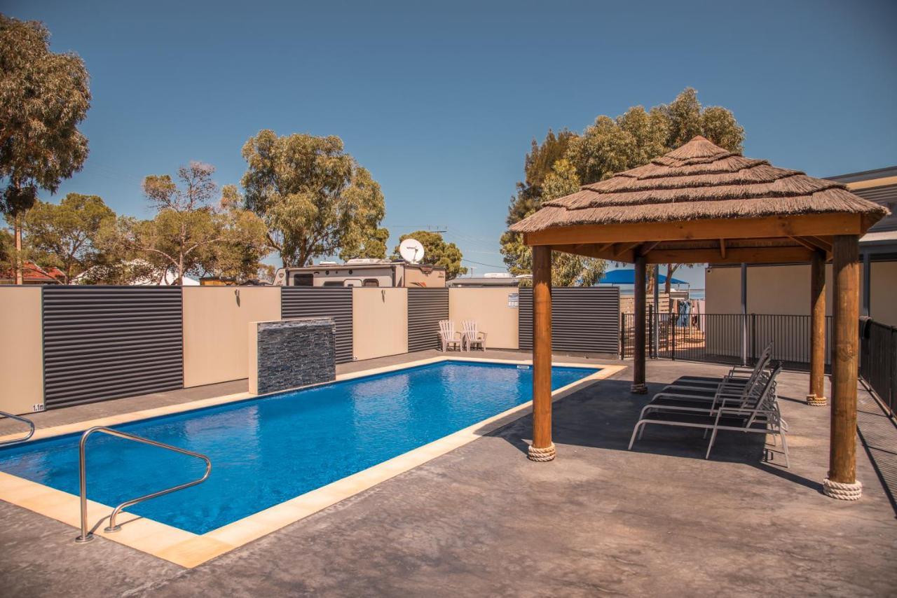 Ceduna Foreshore Caravan Park Extérieur photo