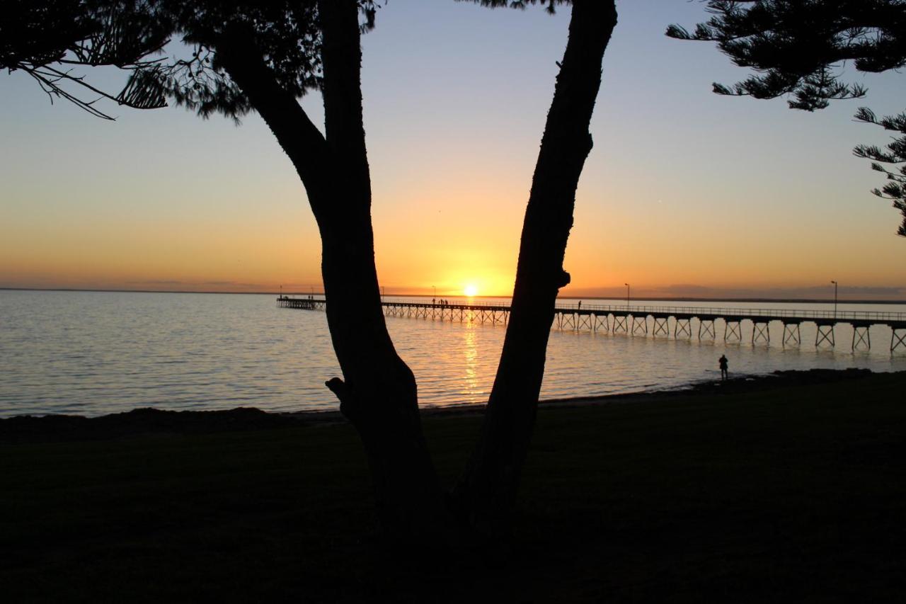 Ceduna Foreshore Caravan Park Extérieur photo