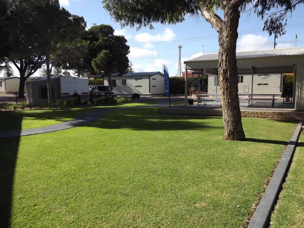 Ceduna Foreshore Caravan Park Extérieur photo