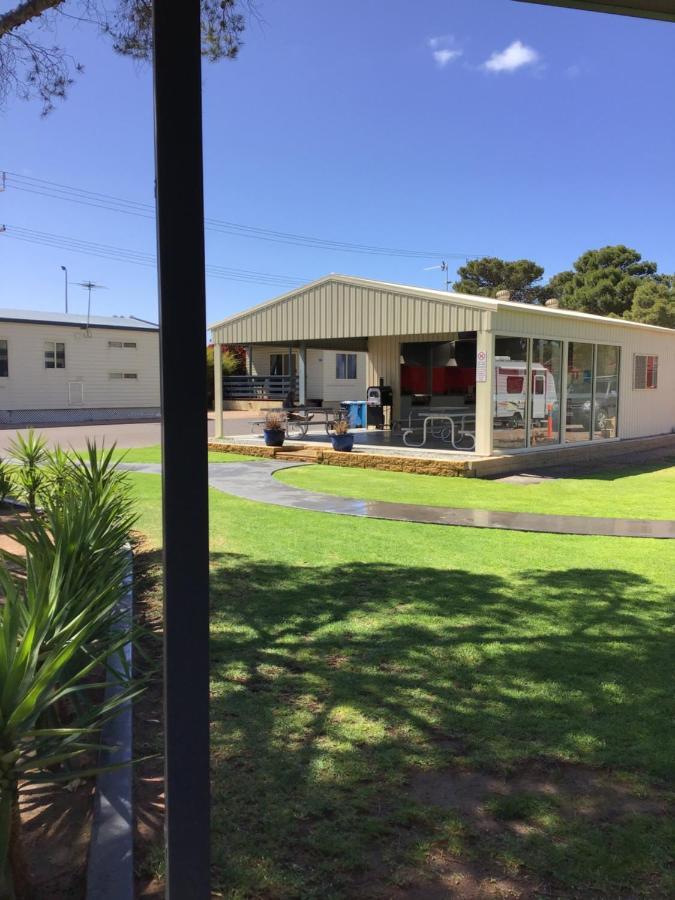 Ceduna Foreshore Caravan Park Extérieur photo
